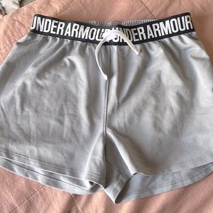 Under armor, small, light gray